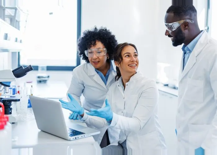 scientists doing genetic testing.